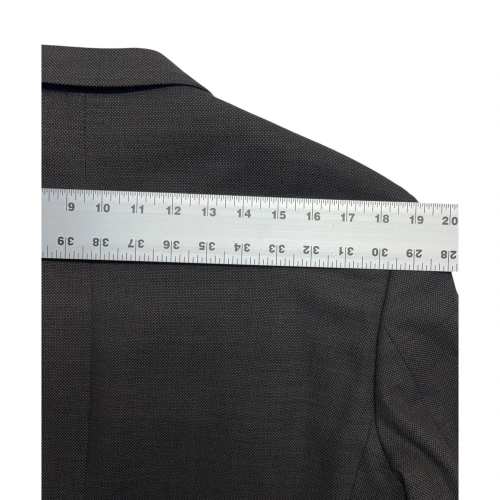 Nautica suit has